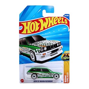 Hot Wheels 1:64 BMW M3 Wagon Wagons Ages 3 and Up 245/250 (Green)